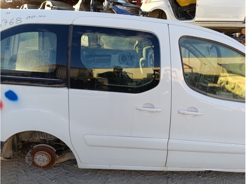 Recambio de puerta lateral corredera derecha para citroën berlingo station wagon seduction referencia OEM IAM 9008S3  