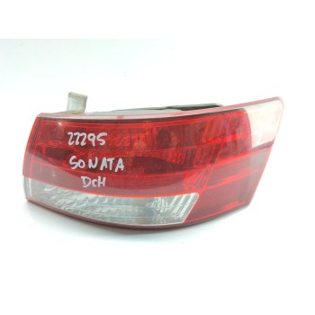 PILOTO TRASERO DERECHO 924023K0 