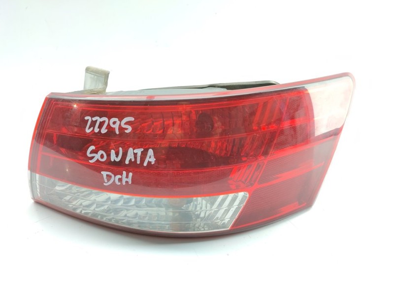 Recambio de piloto trasero derecho para hyundai sonata (nf) 2.0 crdi style referencia OEM IAM 924023K0  