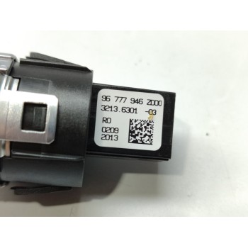 Recambio de interruptor para citroën c4 picasso exclusive referencia OEM IAM 96777946ZD  