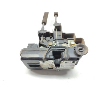 Recambio de cerradura puerta trasera izquierda para chevrolet captiva 2.0 vcdi lt referencia OEM IAM 20996091  