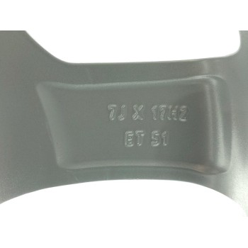 Recambio de llanta para hyundai tucson essence 2wd referencia OEM IAM 52910D7220  