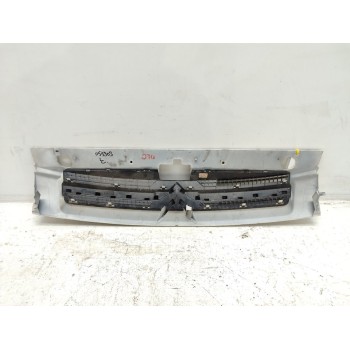 Recambio de rejilla delantera para citroën berlingo referencia OEM IAM 9644758177  