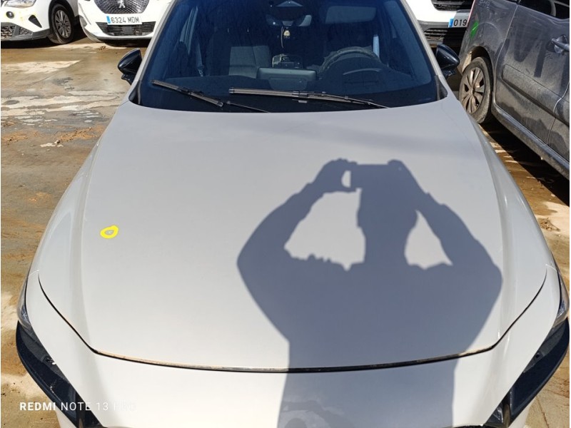 Recambio de capo para mazda 3 berlina (bp) exclusive-line referencia OEM IAM BCY05231XD  