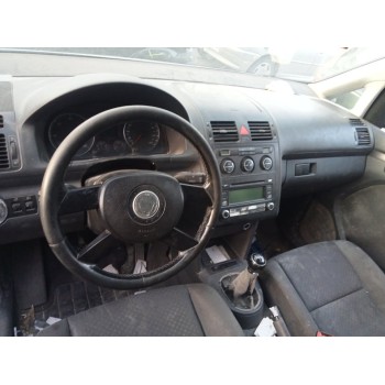 volkswagen touran (1t1) del año 2005