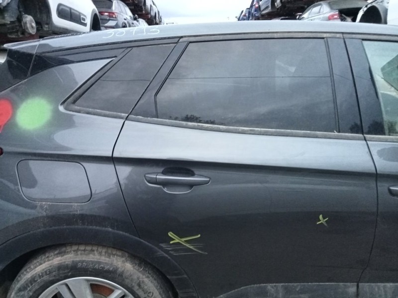 Recambio de puerta trasera derecha para opel grandland x design line referencia OEM IAM YP00119880  