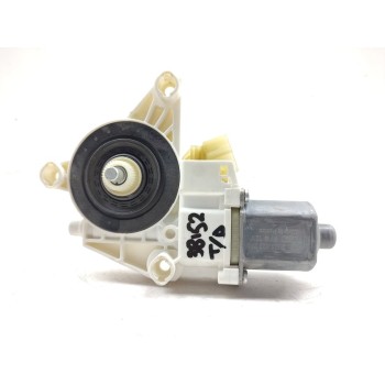 MOTOR ELEVALUNAS TRASERO DERECHO A2518200208 