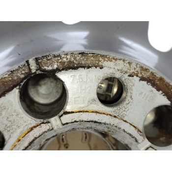 Recambio de llanta para audi a4 ber. (b8) básico referencia OEM IAM 8K0601025AT  