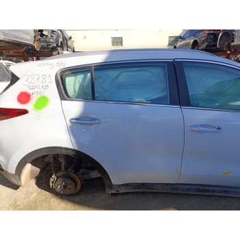 PUERTA TRASERA DERECHA 77004F1000 