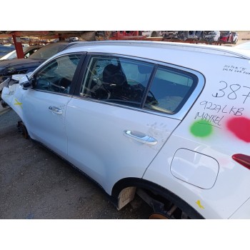 Recambio de puerta trasera izquierda para kia sportage drive 2wd referencia OEM IAM 77003F1000  