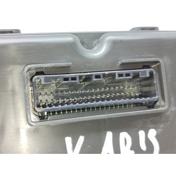 Recambio de cuadro instrumentos para toyota yaris active referencia OEM IAM 83800F5290  