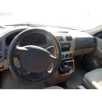 kia carnival ii del año 2003