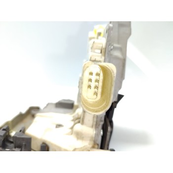 Recambio de cerradura puerta delantera derecha para audi a4 ber. (b8) básico referencia OEM IAM 8J1837016A  