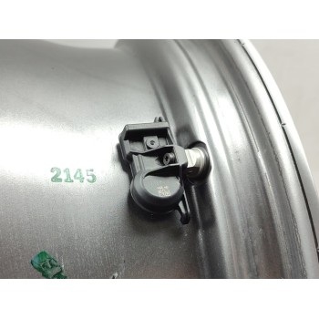 Recambio de llanta para toyota yaris (xp21) hybrid active tech referencia OEM IAM 42611YP500  