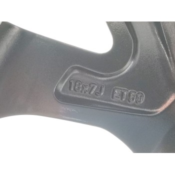 Recambio de llanta para toyota c-hr hybrid active referencia OEM IAM 42611F4040  