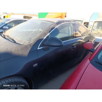 opel insignia berlina del año 2010