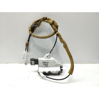 CERRADURA PUERTA LATERAL IZQUIERDA 828421 