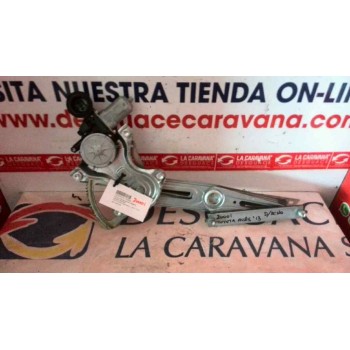 ELEVALUNAS DELANTERO DERECHO 857100D100 