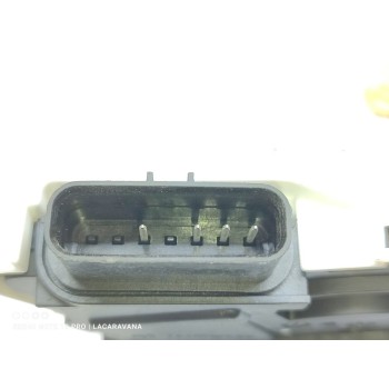 Recambio de cerradura puerta trasera izquierda para mg zs comfort referencia OEM IAM 10845782  