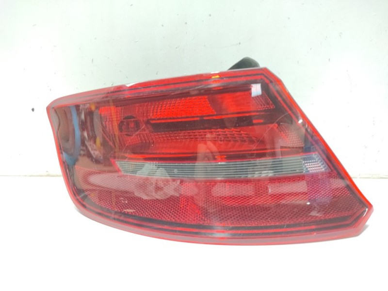 Recambio de piloto trasero izquierdo para audi a3 sportback (8va) ambition referencia OEM IAM 8V4945095C  