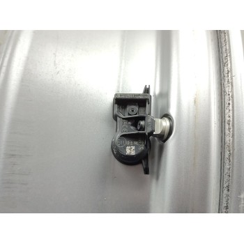 Recambio de llanta para toyota yaris (xp21) hybrid style referencia OEM IAM 42611K0030  