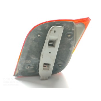 Recambio de piloto trasero izquierdo para ford fiesta berl./courier surf referencia OEM IAM A2810881  