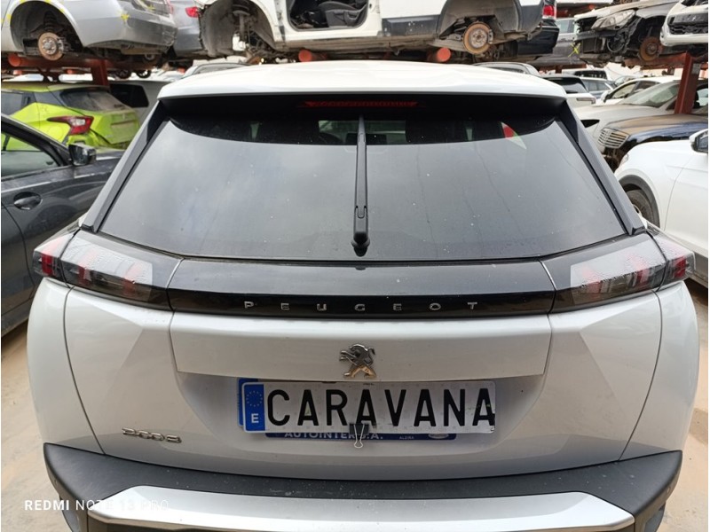 Recambio de porton trasero para peugeot 2008 (p1) allure referencia OEM IAM 9831045880  