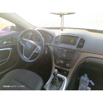 opel insignia berlina del año 2010