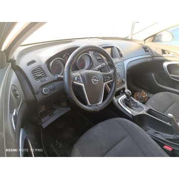 opel insignia berlina del año 2010