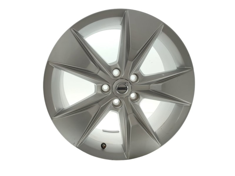 Recambio de llanta para volvo xc 40 core 2wd referencia OEM IAM 32271574  