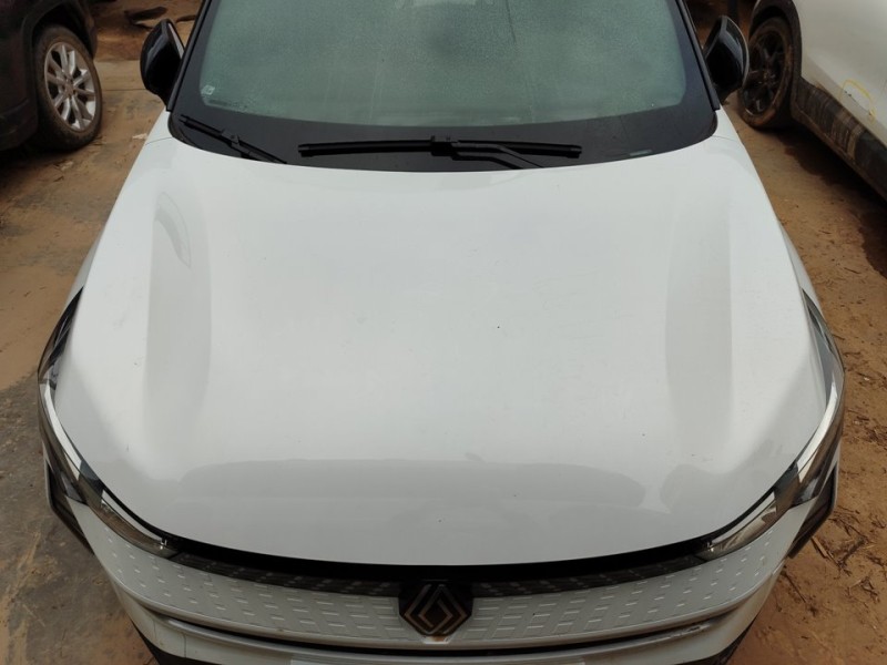 Recambio de capo para renault captur ii e-tech engineered referencia OEM IAM 651006924R  