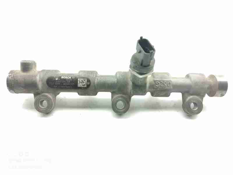 Recambio de rampa inyectora para renault master kipper doka l3h1 3,5t referencia OEM IAM 0445214258  