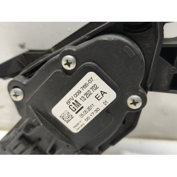 Recambio de pedal acelerador para opel astra j gtc sportive referencia OEM IAM 13252702  