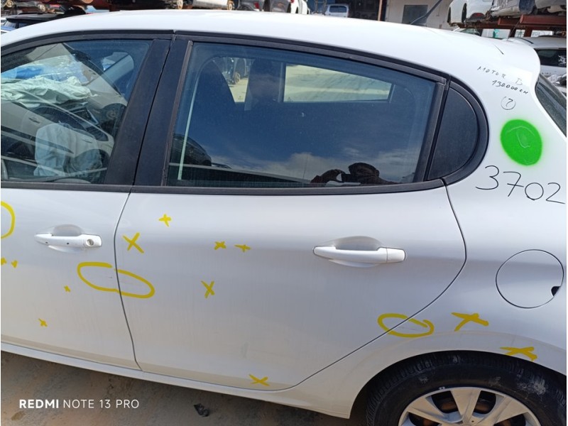 Recambio de puerta trasera izquierda para peugeot 208 business line referencia OEM IAM 9671907580  
