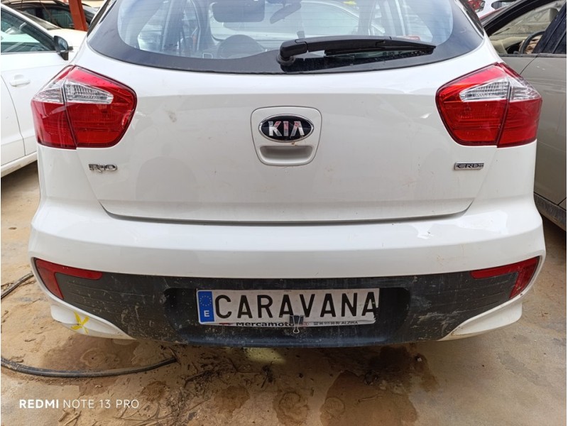 Recambio de paragolpes trasero para kia rio basic referencia OEM IAM 866111W700  