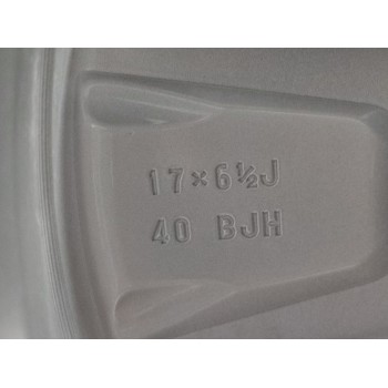 Recambio de llanta para lexus ux (za10) 250h referencia OEM IAM 4261176300  