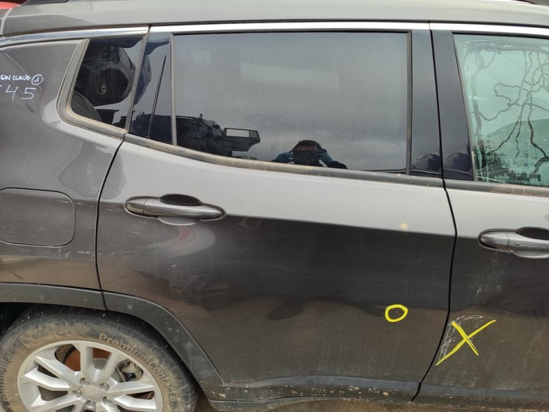 Recambio de puerta trasera derecha para jeep compass (m7) limited fwd referencia OEM IAM 52243979  