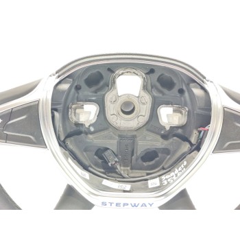 Recambio de volante para dacia sandero comfort referencia OEM IAM 484007478R  