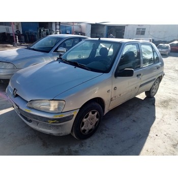 peugeot 106 (s2) del año 2000