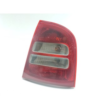 PILOTO TRASERO DERECHO 1U6945096 