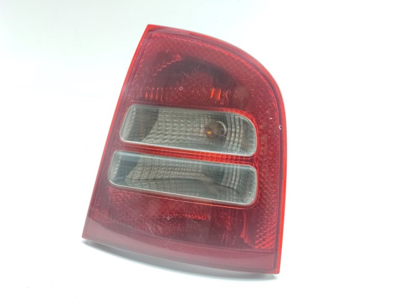 Recambio de piloto trasero derecho para skoda octavia berlina (1u2) ambiente referencia OEM IAM 1U6945096  