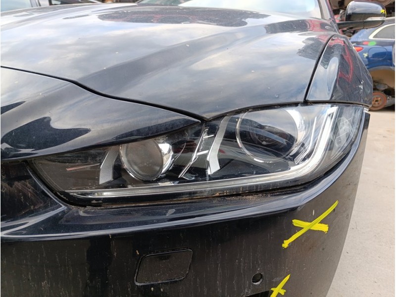 Recambio de faro izquierdo para jaguar xe prestige referencia OEM IAM GX7313W030EE  