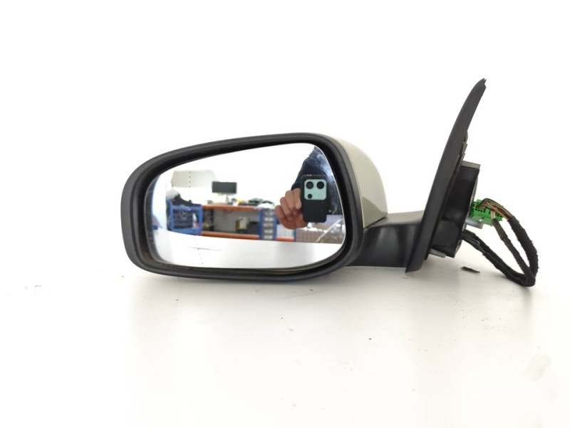 Recambio de faro izquierdo para volvo s60 berlina 2.4 d referencia OEM IAM 30744750  